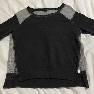 American Eagle gray sweater